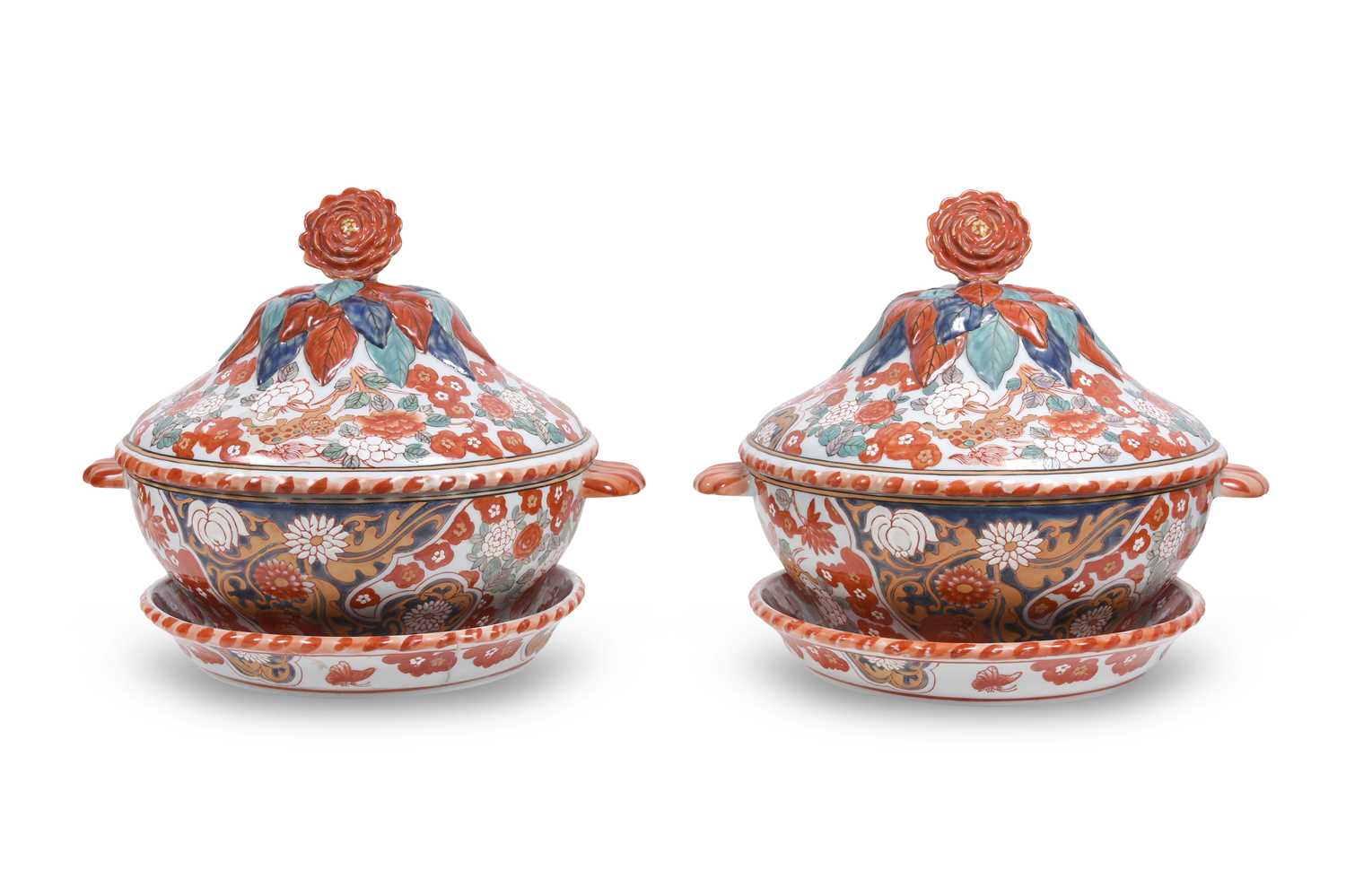 Lot 458 - A PAIR OF IMARI TUREENS, COVERS AND STANDS