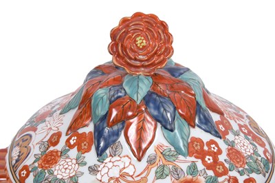 Lot 458 - A PAIR OF IMARI TUREENS, COVERS AND STANDS