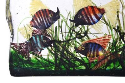 Lot 113 - A LARGE POLYCHROME MURANO GLASS AQUARIUM BY ALFREDO BARBINI (1912 - 2007)