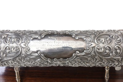 Lot 173 - A COMMEMORATIVE ANGLO-INDIAN SILVER SCROLL AND HANDKERCHIEF FROM THE BURMAH OIL COMPANY
