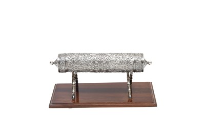 Lot 173 - A COMMEMORATIVE ANGLO-INDIAN SILVER SCROLL AND HANDKERCHIEF FROM THE BURMAH OIL COMPANY