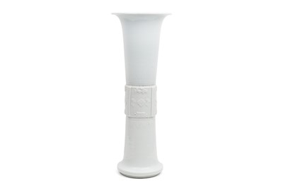 Lot 30 - A LARGE CHINESE BLANC DE CHINE ARCHAISTIC VASE, GU