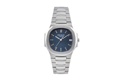 Lot 24 - A UNIQUE PATEK PHILIPPE PROTOTYPE STAINLESS STEEL QUARTZ BRACELET WATCH