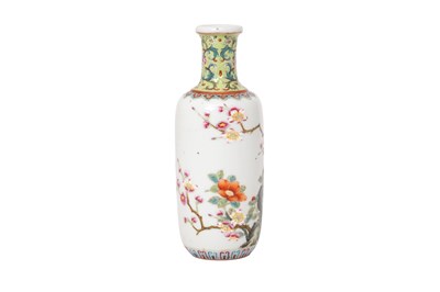 Lot 52 - A CHINESE FAMILLE ROSE MINIATURE VASE