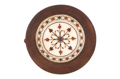 Lot 143 - AN INDIAN PIETRA DURA WHITE MARBLE DISH