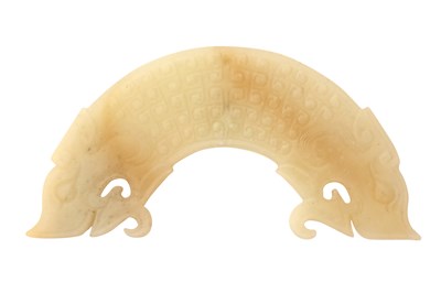 Lot 3 - A CHINESE PALE CELADON JADE ARCHAISTIC 'DRAGON' CHIME