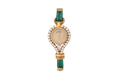 Lot 58 - A LADIES ETOLIE 18K YELLOW GOLD QUARTZ WRISTWATCH