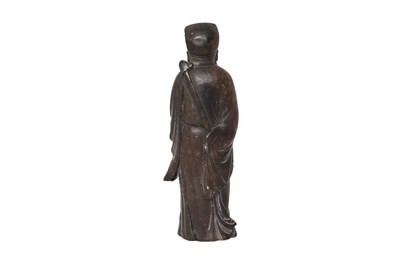 Lot 73 - A CHINESE SOAPSTONE FIGURE OF AN IMMORTAL