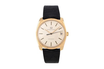 Lot 22 - A MEN'S UNIVERSAL GENEVE 18K YELLOW GOLD QUARTZ WRISTWATCH