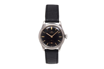 Lot 28 - A VINTAGE MEN’S OMEGA MANUAL WRISTWATCH.