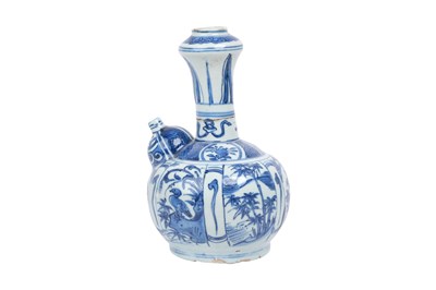 Lot 37 - A CHINESE BLUE AND WHITE KENDI