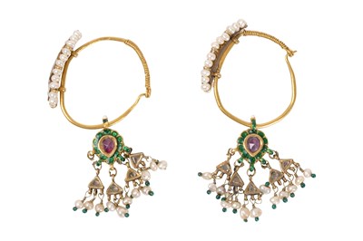 Lot 260 - A PAIR OF INDIAN GOLD HOOP EARRINGS WITH PEARLS AND RUBIES
