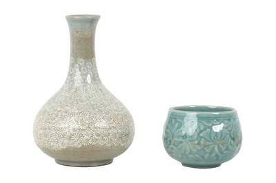 Lot 100 - A KOREAN SANGGAM SLIP-DECORATED VASE AND A BLUE-GLAZED INCENSE BURNER