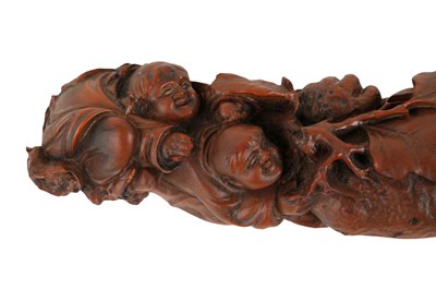 Lot 71 - A CHINESE BOXWOOD CARVING OF BOYS AND A FINGER CITRON