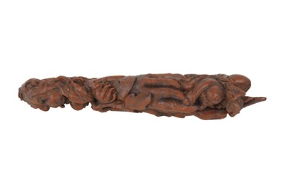 Lot 71 - A CHINESE BOXWOOD CARVING OF BOYS AND A FINGER CITRON