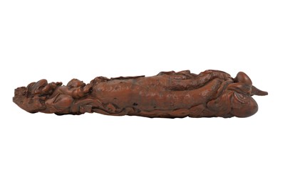 Lot 71 - A CHINESE BOXWOOD CARVING OF BOYS AND A FINGER CITRON