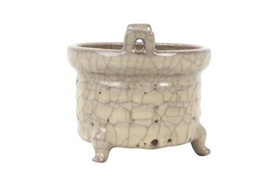 Lot 22 - A CHINESE GE-TYPE INCENSE BURNER