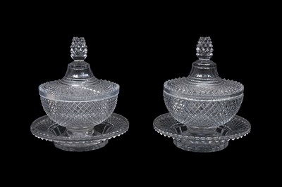 Lot 266 - A PAIR OF BRILLIANT-CUT CLEAR GLASS LIDDED BONBONNIÈRES MADE FOR THE FOREIGN EXPORT MARKET
