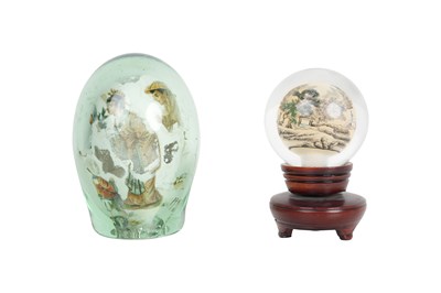 Lot 202 - A DECALCOMANIA PAPERWEIGHT AND AN INSIDE-PAINTED CHINESE PAPERWEIGHT