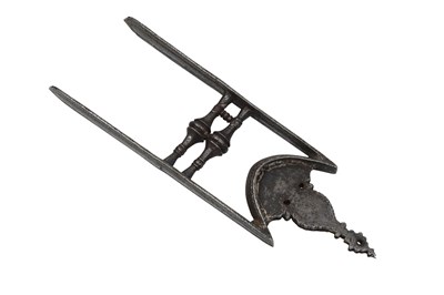 Lot 159 - AN INDIAN SILVERED STEEL KATAR DAGGER HILT