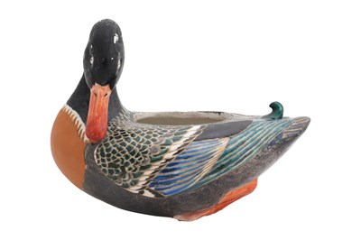 Lot 189 - A JAPANESE KUTANI DUCK-SHAPED JARDINIERE