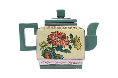 Lot 94 - A CHINESE ENAMMELLED YIXING TEAPOT AND COVER