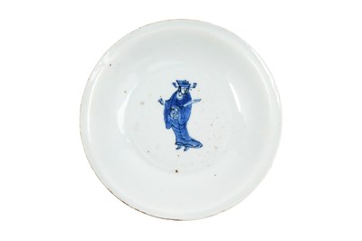 Lot 57 - A SMALL CHINESE BLUE AND WHITE KO-SOMETSUKE SAUCER