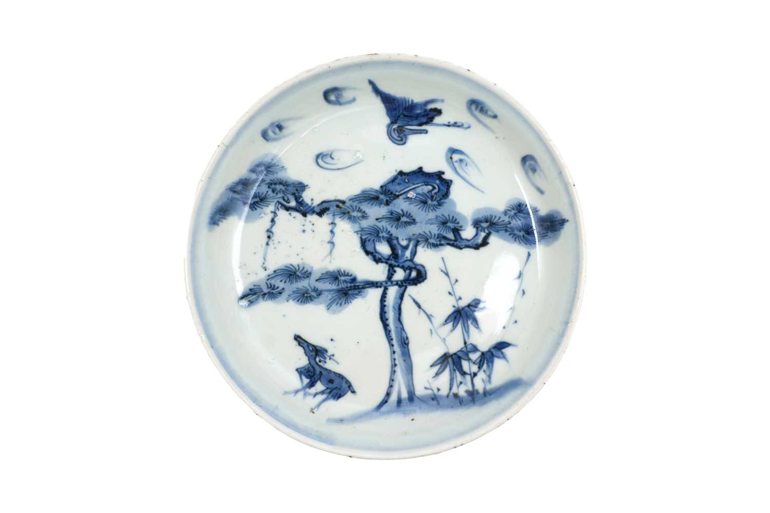 Lot 55 - A CHINESE BLUE AND WHITE KO-SOMETSUKE 'DEER' DISH