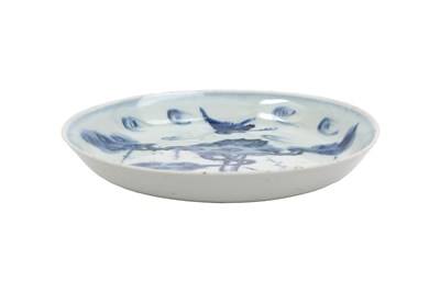 Lot 55 - A CHINESE BLUE AND WHITE KO-SOMETSUKE 'DEER' DISH