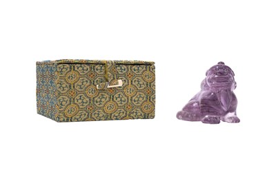 Lot 7 - A CHINESE AMETHYST 'QILIN' PAPERWEIGHT