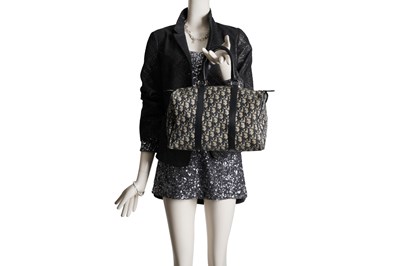 Lot 23 - CHRISTIAN DIOR OBLIQUE BOSTON BAG