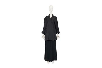 Lot 39 - DROOPY & BROWNS BLACK LINEN FROCK COAT