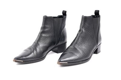 Lot 4 - ACNE STUDIOS BLACK LEATHER CHELSEA BOOTS