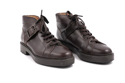 Lot 93 - STEPHANE KELIAN BROWN LEATHER LACE-UP ANKLE BOOTS