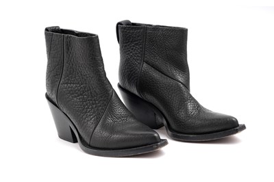 Lot 3 - ACNE STUDIOS BLACK LEATHER ANKLE BOOTS