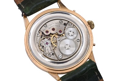 Lot 43 - AN ELEGANT VINTAGE MOVADO MEN’S 18K ROSE GOLD MANUAL WRISTWATCH.