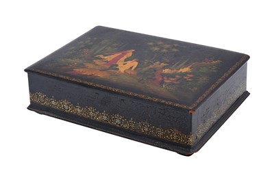 Lot 76 - AN EARLY 20TH CENTURY RUSSIAN LACQUER ART BOX