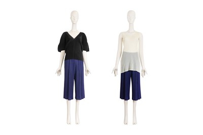 Lot 55 - ISSEY MIYAKE 'PLEATS PLEASE' TRIO OF PIECES