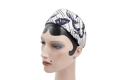 Lot 27 - CHRISTIAN DIOR 'TOILE DE JOUY' FABRIC PADDED HEADBAND