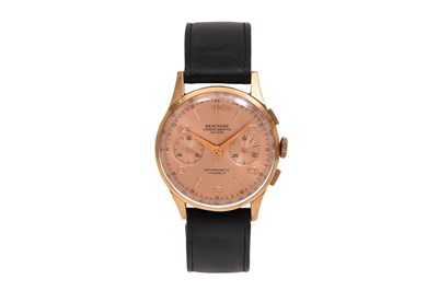 Lot 43 - A MEN’S BENMORE 18K YELLOW GOLD MANUAL CHRONOGRAPH WRISTWATCH.