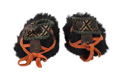 Lot 171 - A JAPANESE TAKEDA CLAN ARMOUR HELMET, KABUTO, FACE MASK, MENPO AND PARTS OF ARMOUR