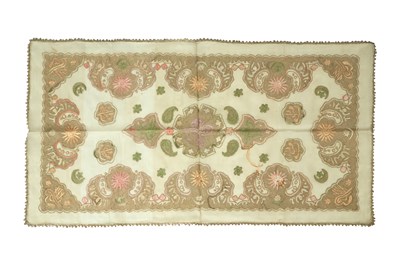 Lot 178 - AN OTTOMAN LINEN EMBROIDERY
