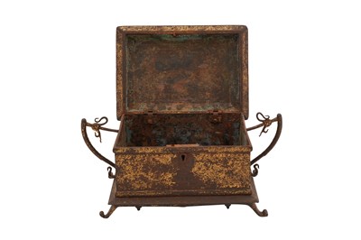 Lot 50 - AN INDIAN KOFTAGARI IRON LIDDED CASKET