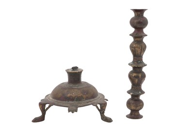 Lot 26 - A SELJUK BRONZE OIL LAMP STAND