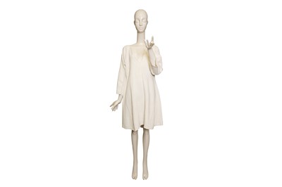 Lot 1 - AN ANTIQUE CREAM THICK LINEN CHEMISE