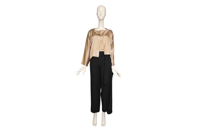 Lot 61 - ZORAN THREE-PIECE MINIMALIST ENSEMBLE