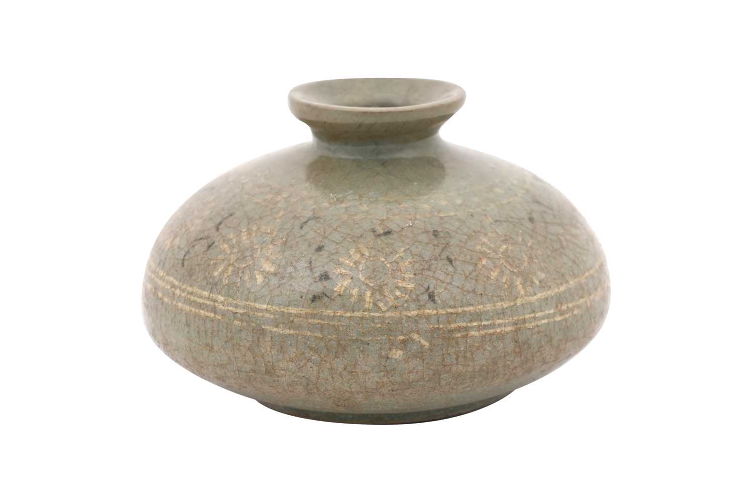 Lot 130 - A SMALL KOREAN SANGGAM INLAID CELADON OIL JAR