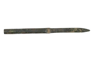 Lot 24 - A MEDIEVAL BRONZE SURGICAL INSTRUMENT