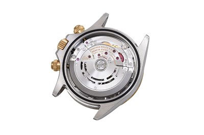 Lot 6 - AN ELEGANT MEN’S ROLEX STAINLESS STEEL AND 18K GOLD AUTOMATIC CHRONOGRAPH BRACELET WATCH.