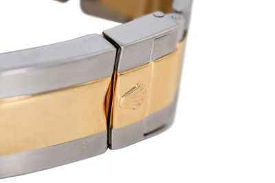 Lot 6 - AN ELEGANT MEN’S ROLEX STAINLESS STEEL AND 18K GOLD AUTOMATIC CHRONOGRAPH BRACELET WATCH.